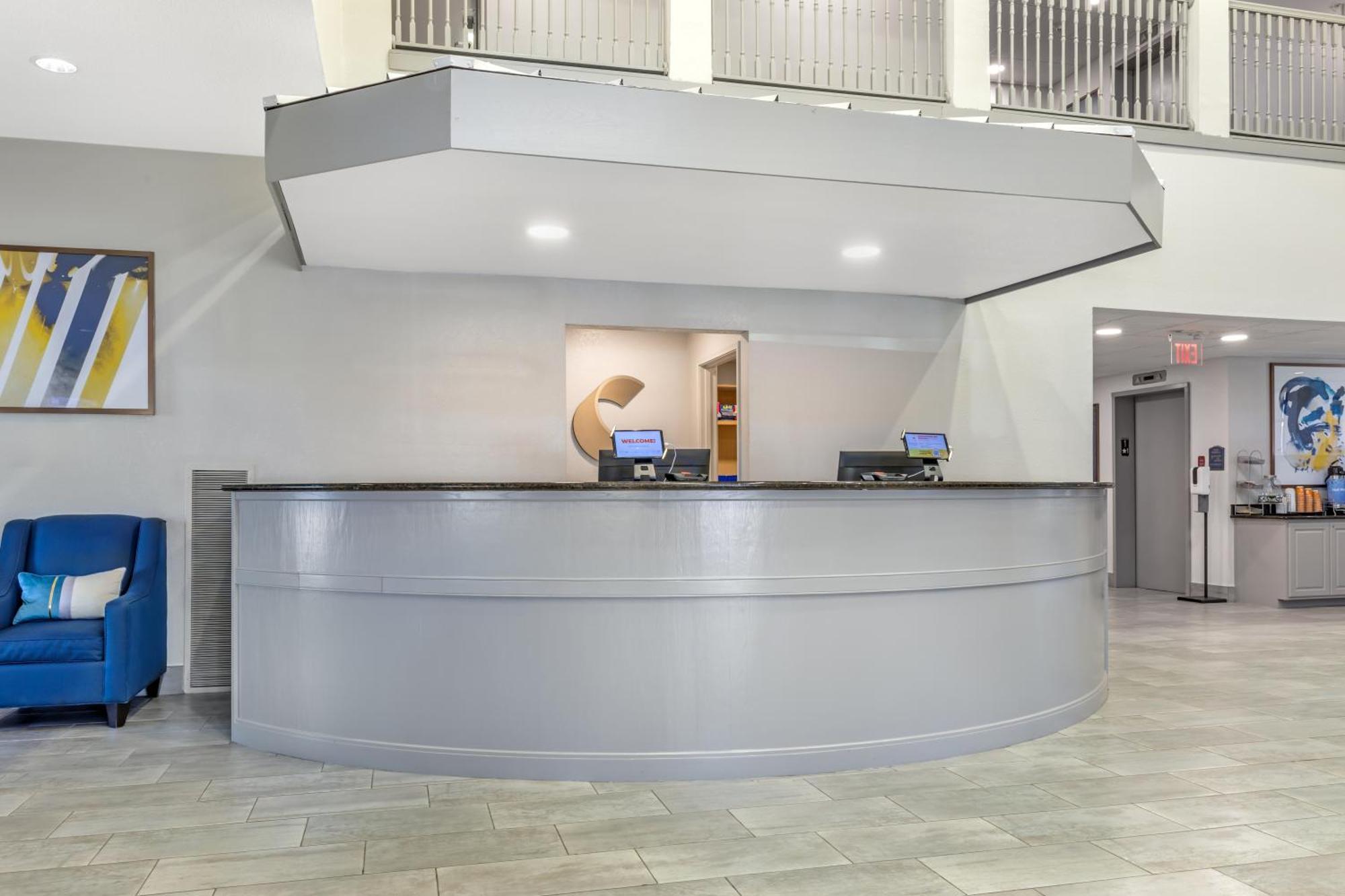 Comfort Suites Накодочес Экстерьер фото